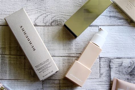 burberry fresh glow fluid foundation review|bright glow foundation burberry.